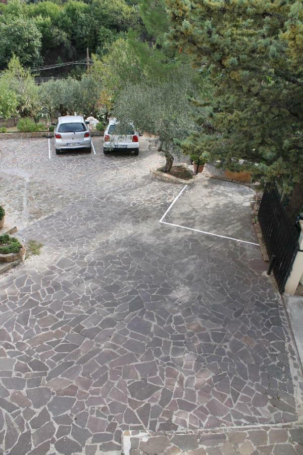 كاستلبونو B&B Villa Letizia المظهر الخارجي الصورة