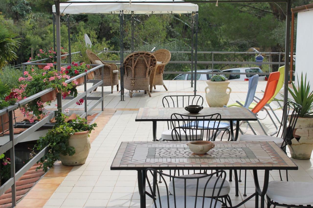 كاستلبونو B&B Villa Letizia المظهر الخارجي الصورة
