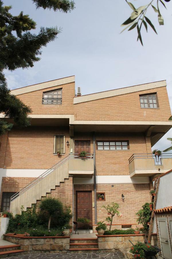كاستلبونو B&B Villa Letizia المظهر الخارجي الصورة